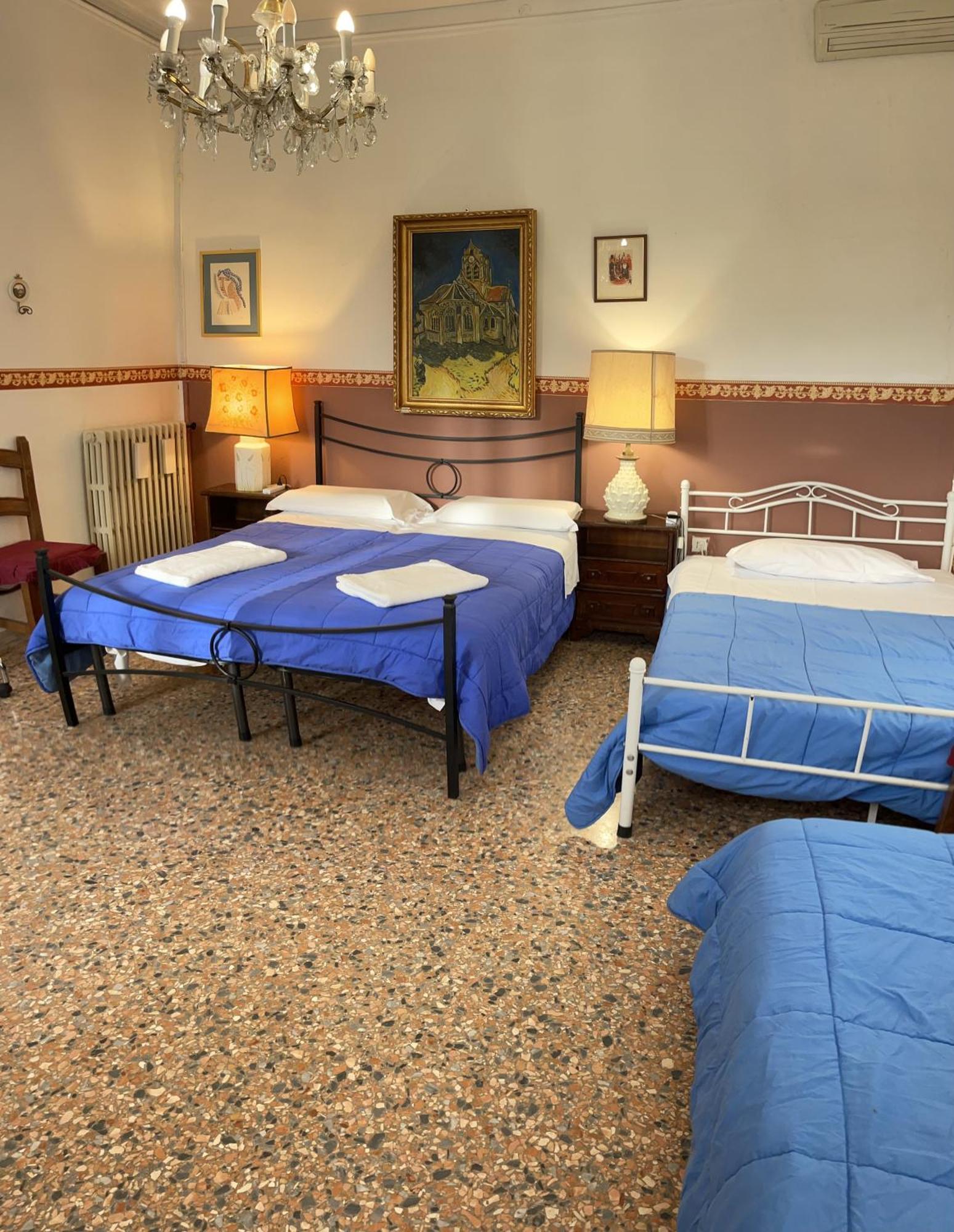 Princess Guest House Canal View Venice Exterior photo