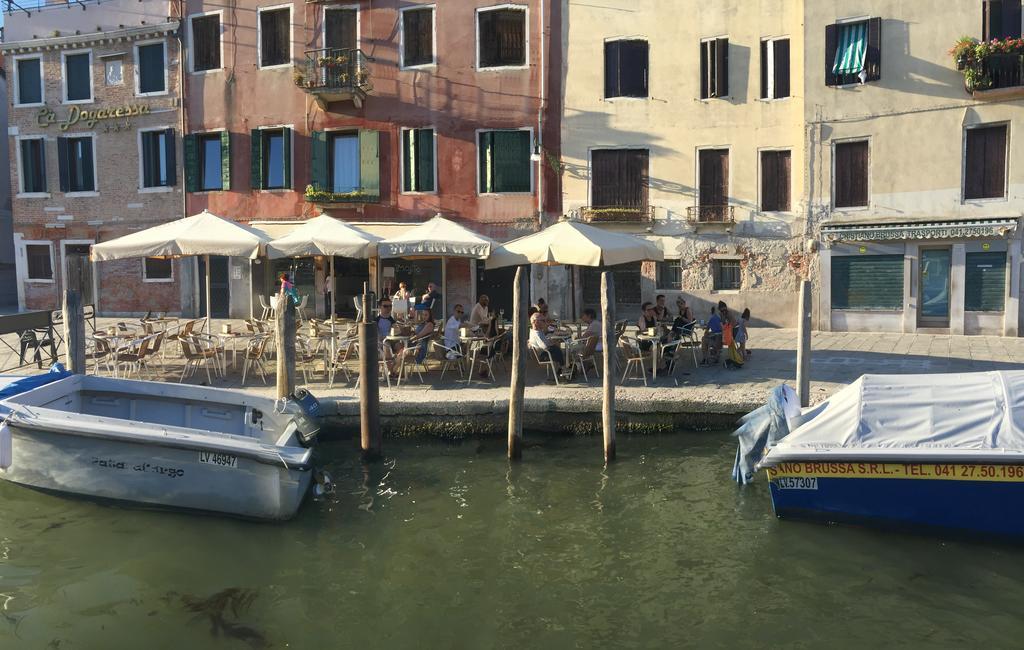 Princess Guest House Canal View Venice Exterior photo